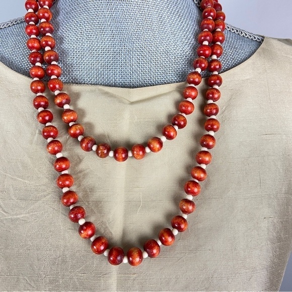 Vintage wood bead long strand necklace orange brown tone. - Picture 2 of 7
